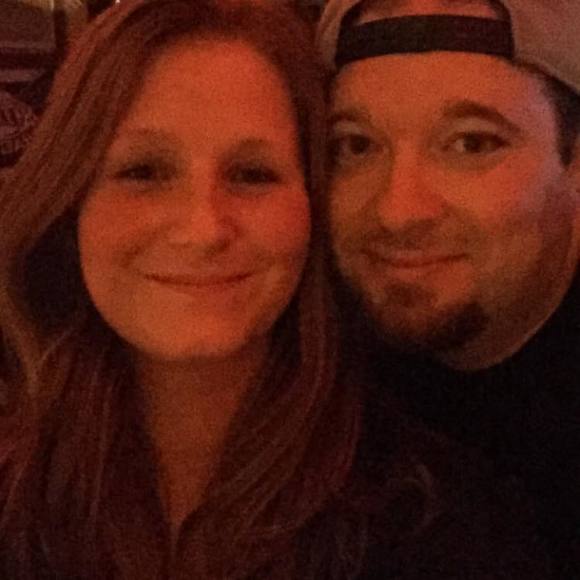 Meet your Posher, Alyssa - Picture 1 of 1